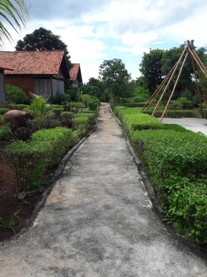 Marind Dive Eco Resort Waha ภายนอก รูปภาพ