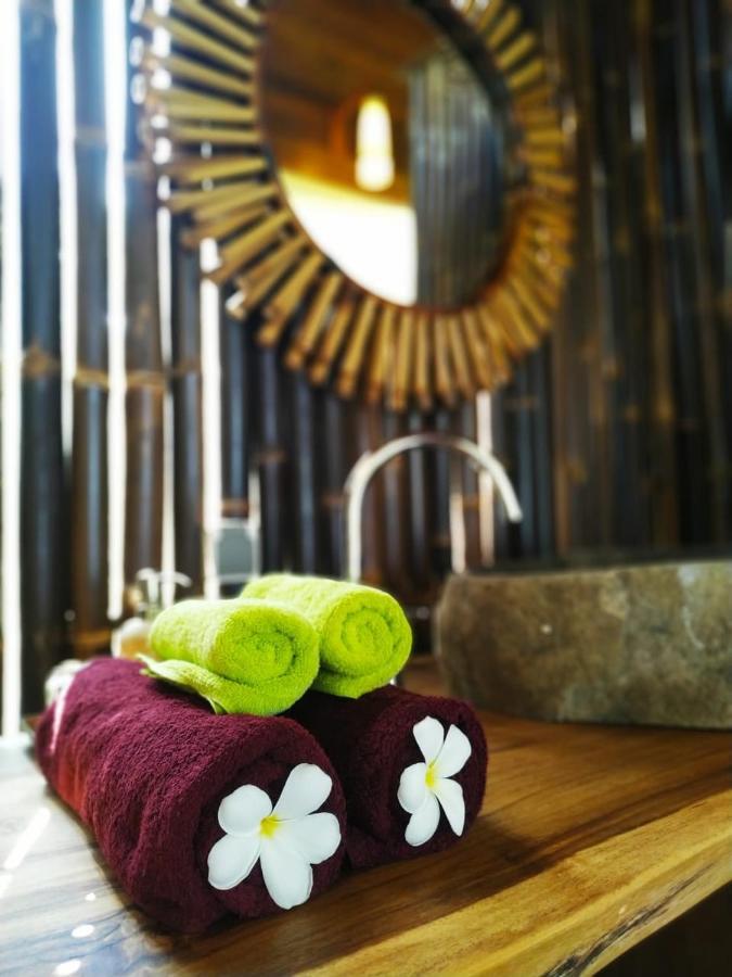 Marind Dive Eco Resort Waha ภายนอก รูปภาพ