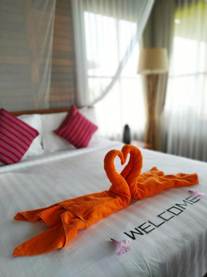 Marind Dive Eco Resort Waha ภายนอก รูปภาพ
