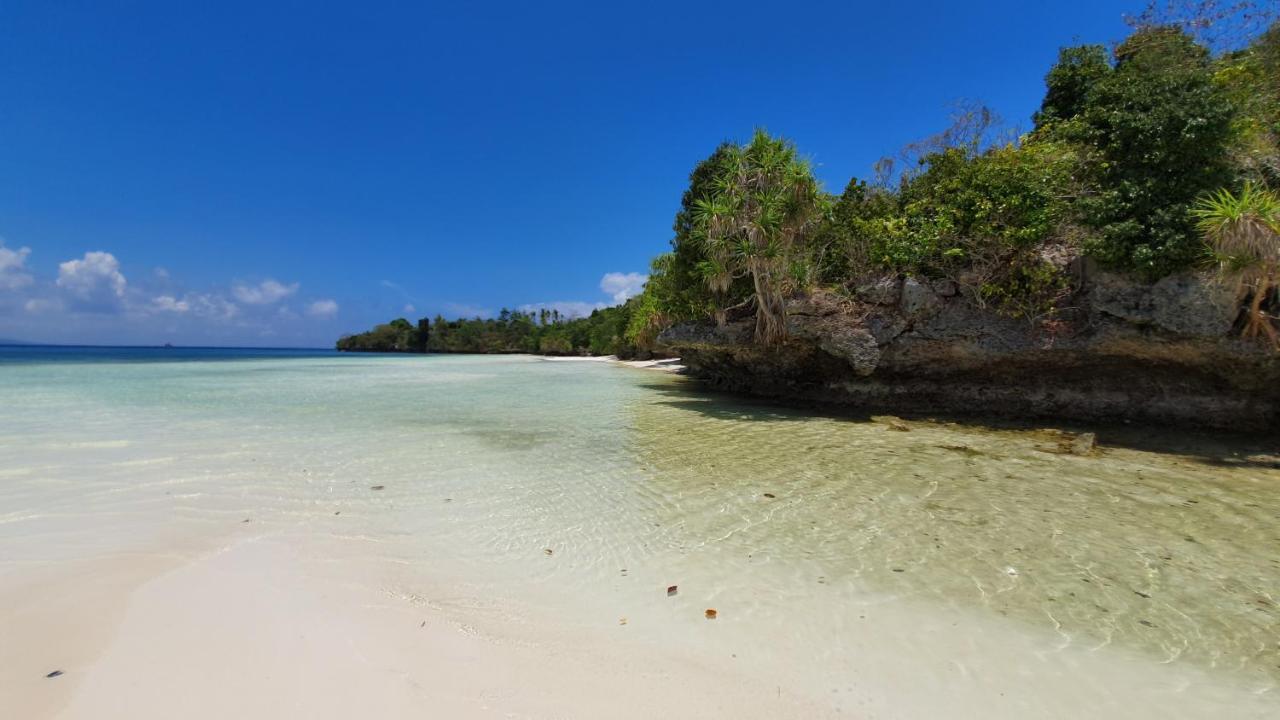 Marind Dive Eco Resort Waha ภายนอก รูปภาพ